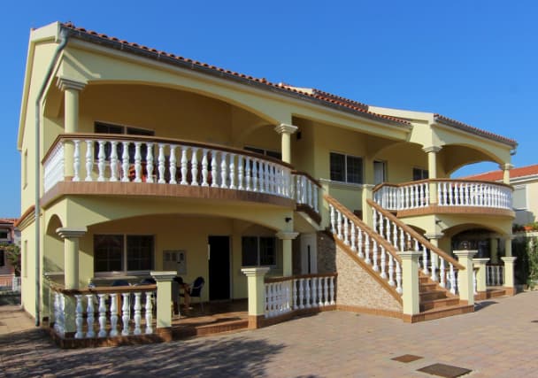 Haus 2